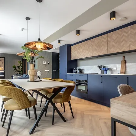 Bizstay Apartment *