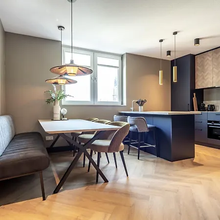 Appartement Bizstay *